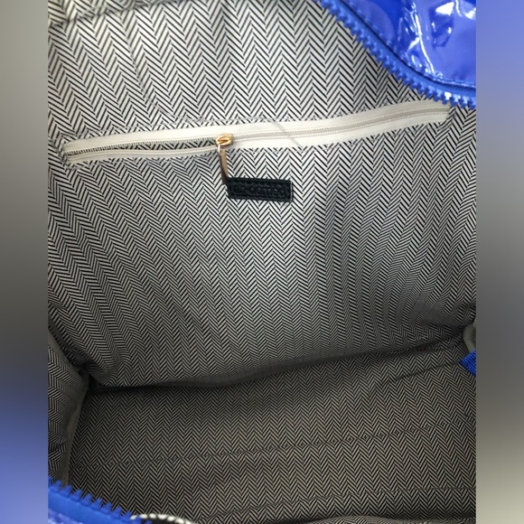 COPY - COPY - NWT ah  dorned New York Puffy Tote Bag - Picture 6 of 6